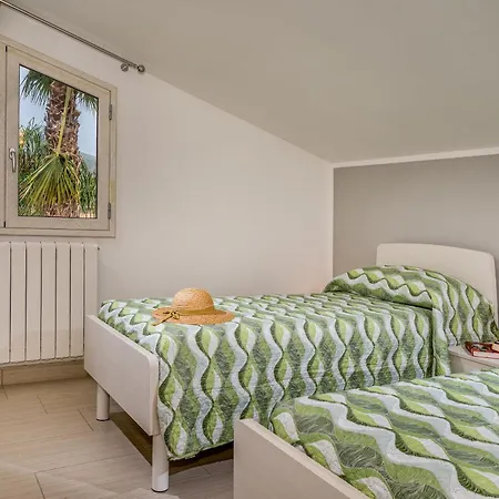 וילה Jacqueline Con Piscina Privata 8 Posti Letto